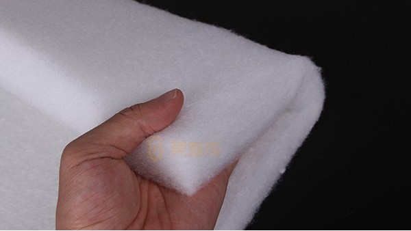 無膠棉和中空棉有什么區(qū)別？