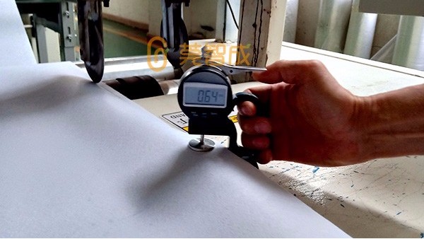 復合針刺無紡布-厚度誤差控制在0.1mm以內