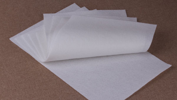 做滌綸針刺無紡布的價格是多少？