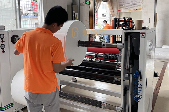 電子煙吸油棉分切 電子煙吸油棉分切