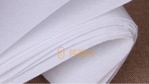 無紡布是什么材料做成的